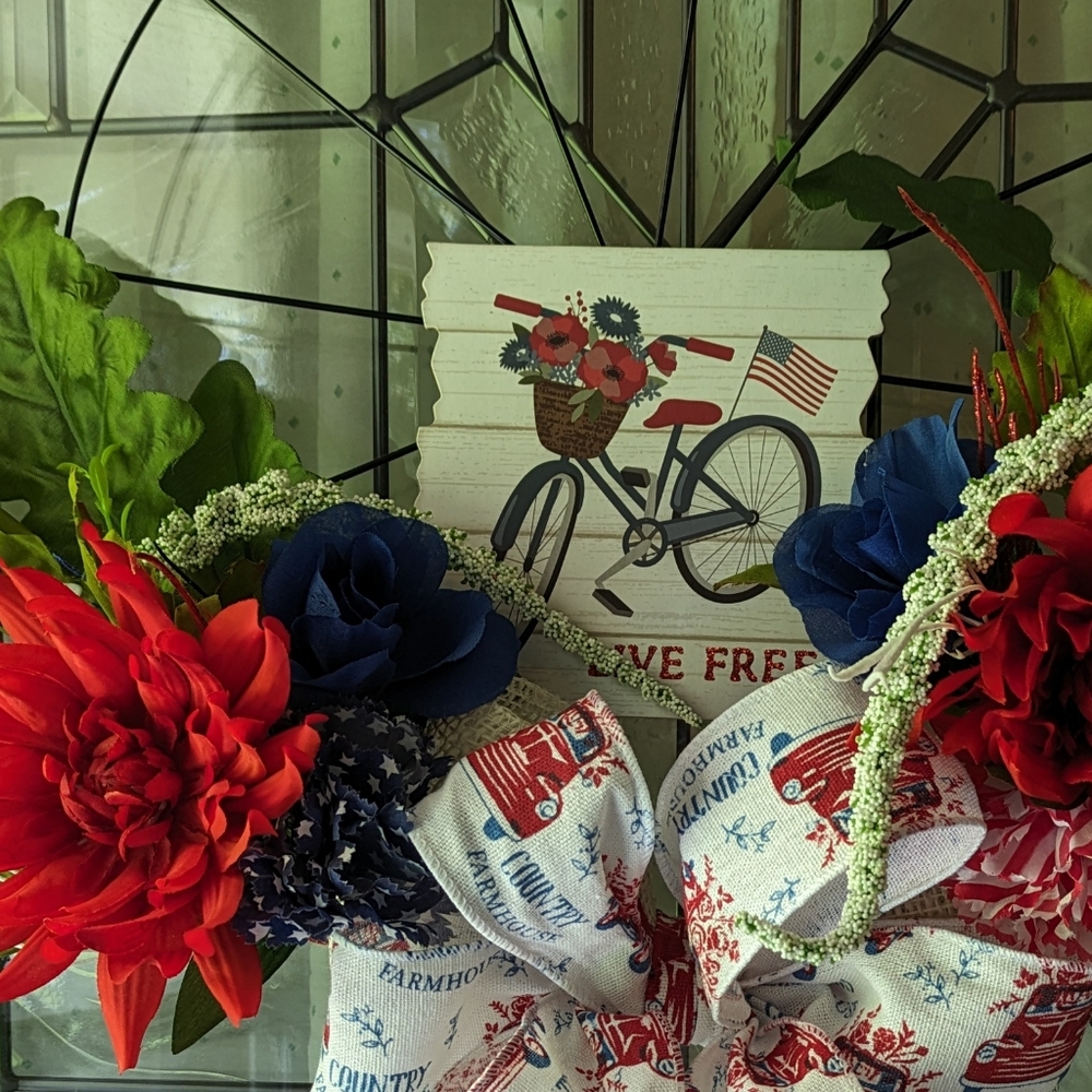 "Live Free" wheel wreath - Picture 15 of 15